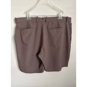 Nike Golf Men’s Brown Shorts Size 42 Snap Zipper CU9740